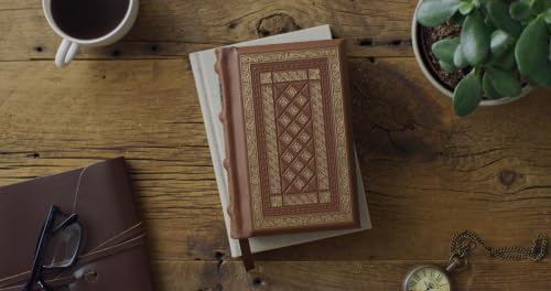 ESV New Testament with Illuminated Drop Caps: William Tyndale Commemorative Edition (TruTone over Board)